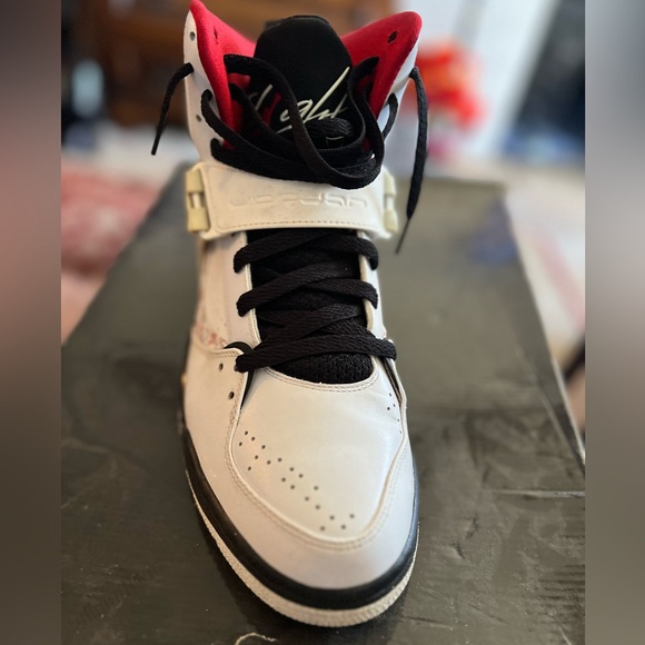 Air Jordan Flight 45 High - Picture 3 of 4